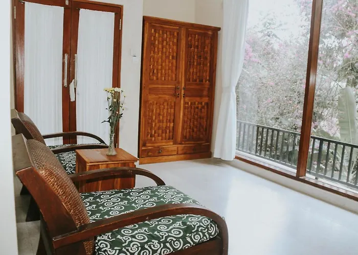 Karunia House Villa *
