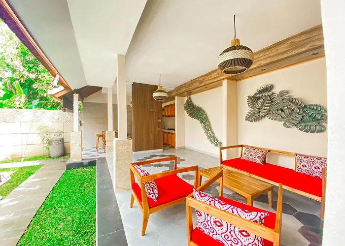 Karunia House Villa *