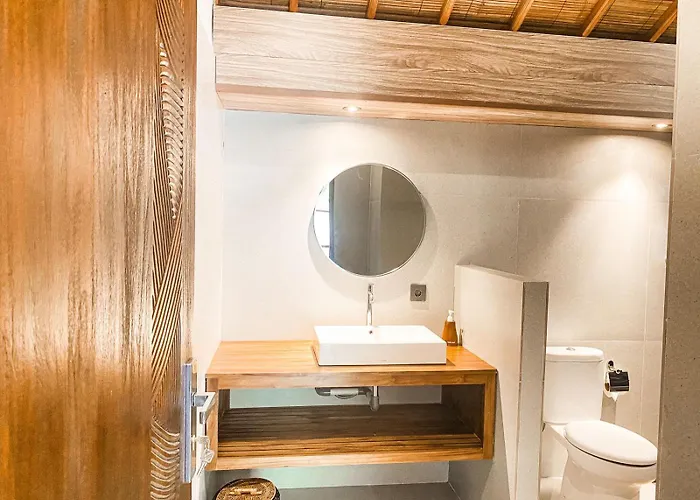 Karunia House Villa *