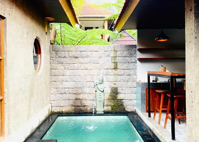 Villa Karunia House *