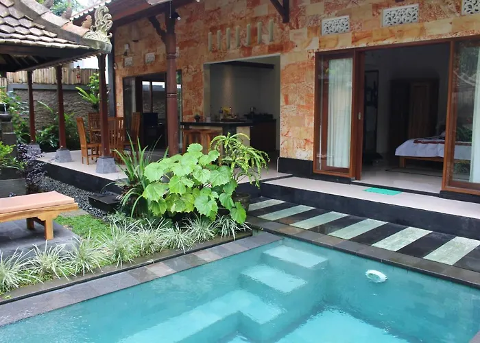 Karunia House فيلة أوبود